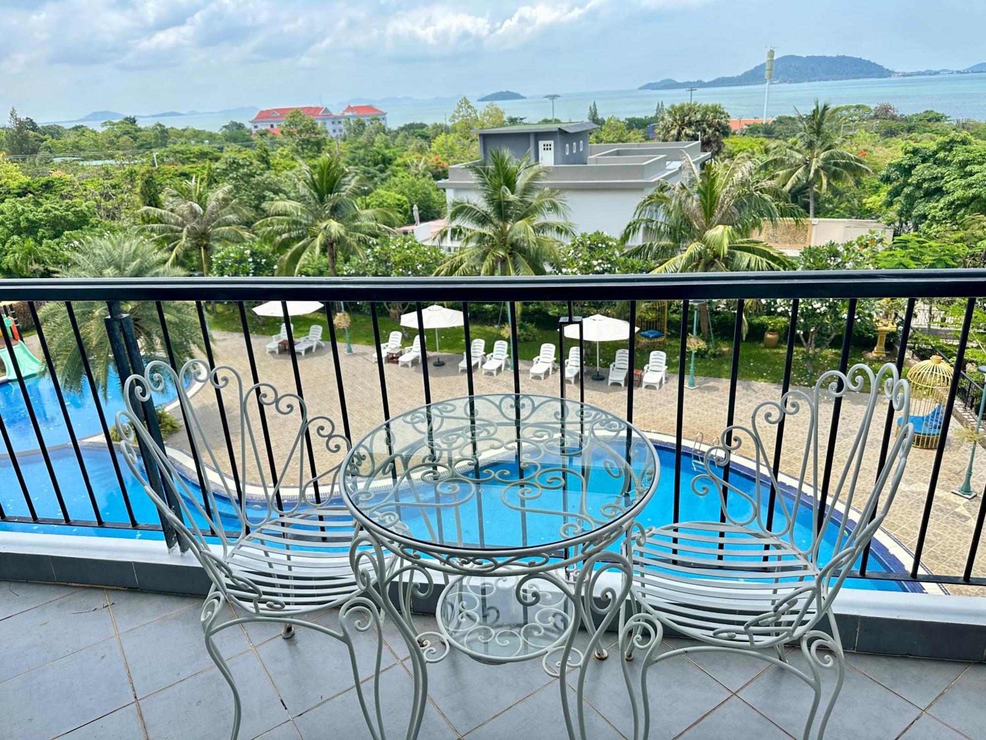Kep Bay Hotel & Resort Zewnętrze zdjęcie